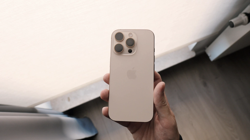Czy Apple i Samsung muszą robić nudne smartfony?